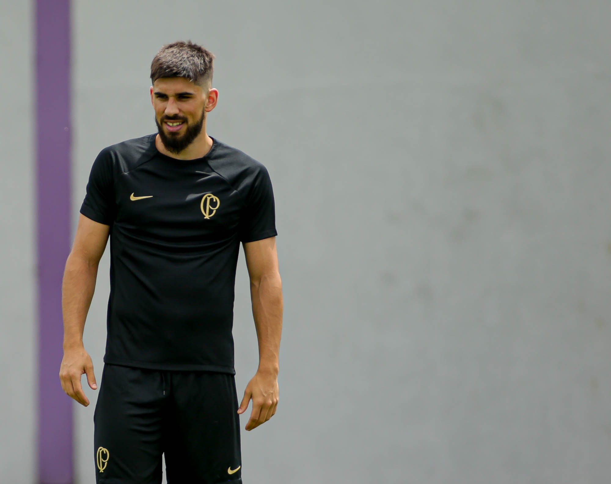 Corinthians inicia 2023 com zagueiros em reta final de contratos; veja ...