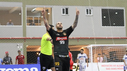 Pivô Elisandro recebe proposta da Arábia e se despede do Sorocaba Futsal