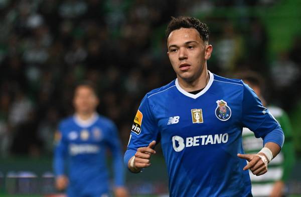 Foz recusa proposta do Grêmio por dívida da venda de Pepê e aguarda decisão de órgão da CBF; entenda