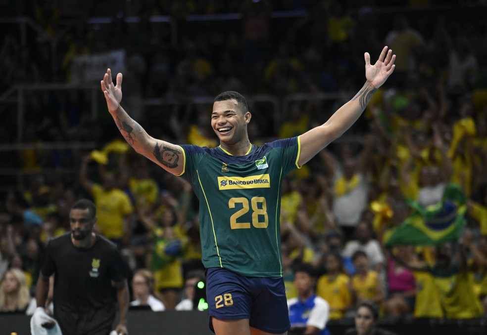 Brasil vira contra Cuba e vence primeiro 'confronto direto' do Pré-Olímpico  de Vôlei Masculino 2023