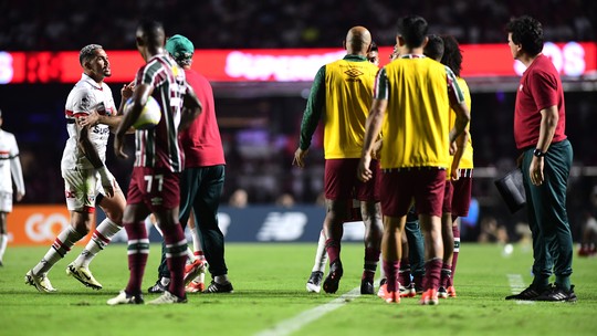 Luciano rebate Diniz após briga em São Paulo x Fluminense - Foto: (Marcos Ribolli)