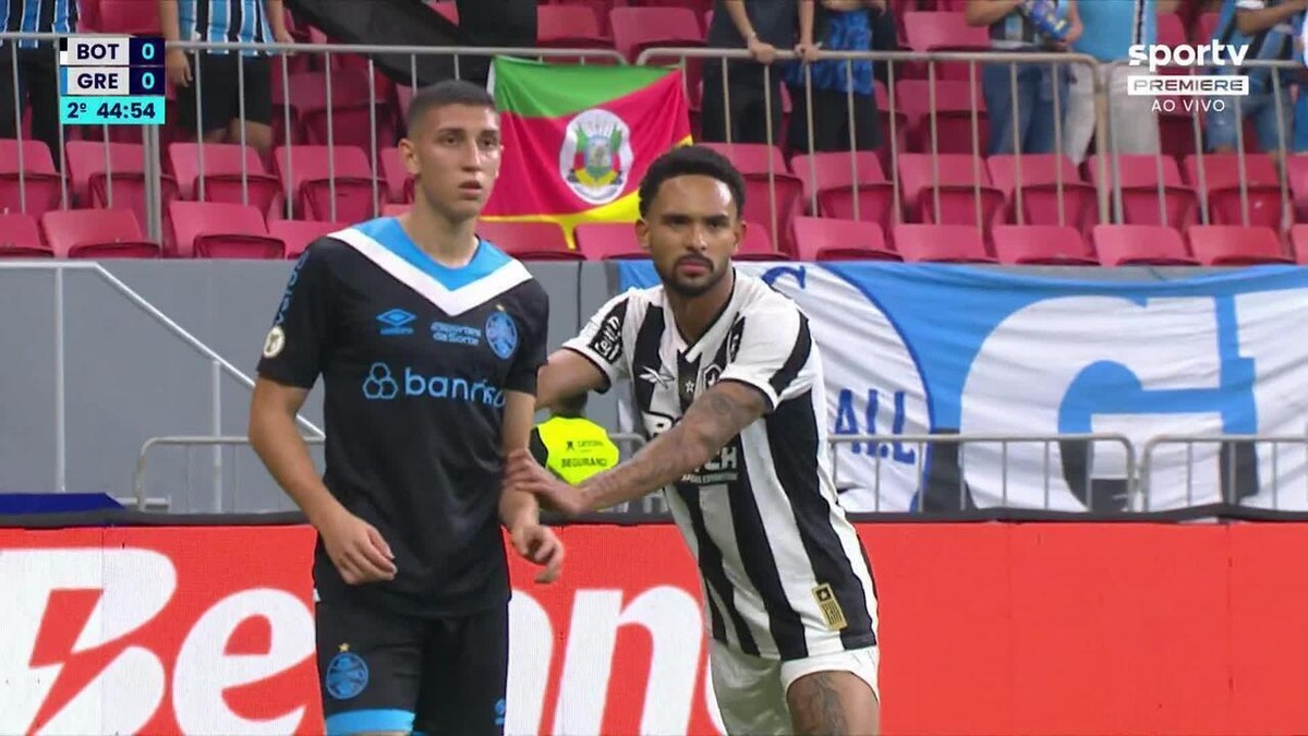 Auxiliar destaca concentração do Grêmio e valoriza ponto somado contra líder