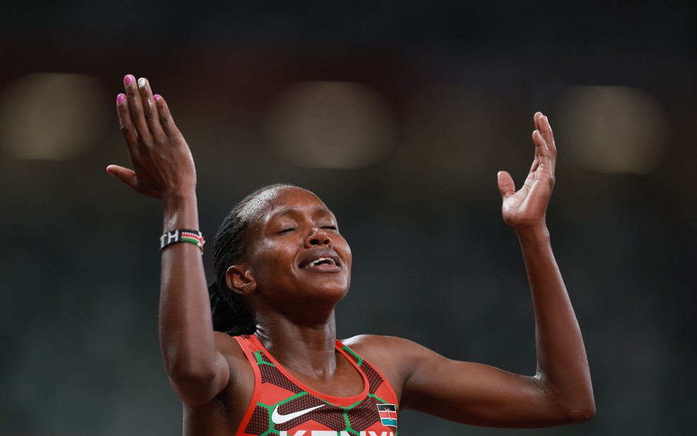 Faith Kipyegon concorre ao prêmio de "Melhor Atleta Mulher" de 2025 — Foto: REUTERS/Kai Pfaffenbach