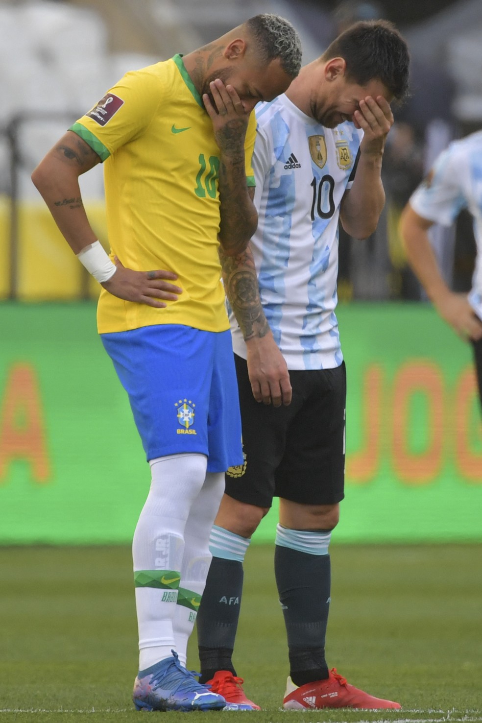 Caos: Brasil sofre derrota para a Argentina em jogo marcado por