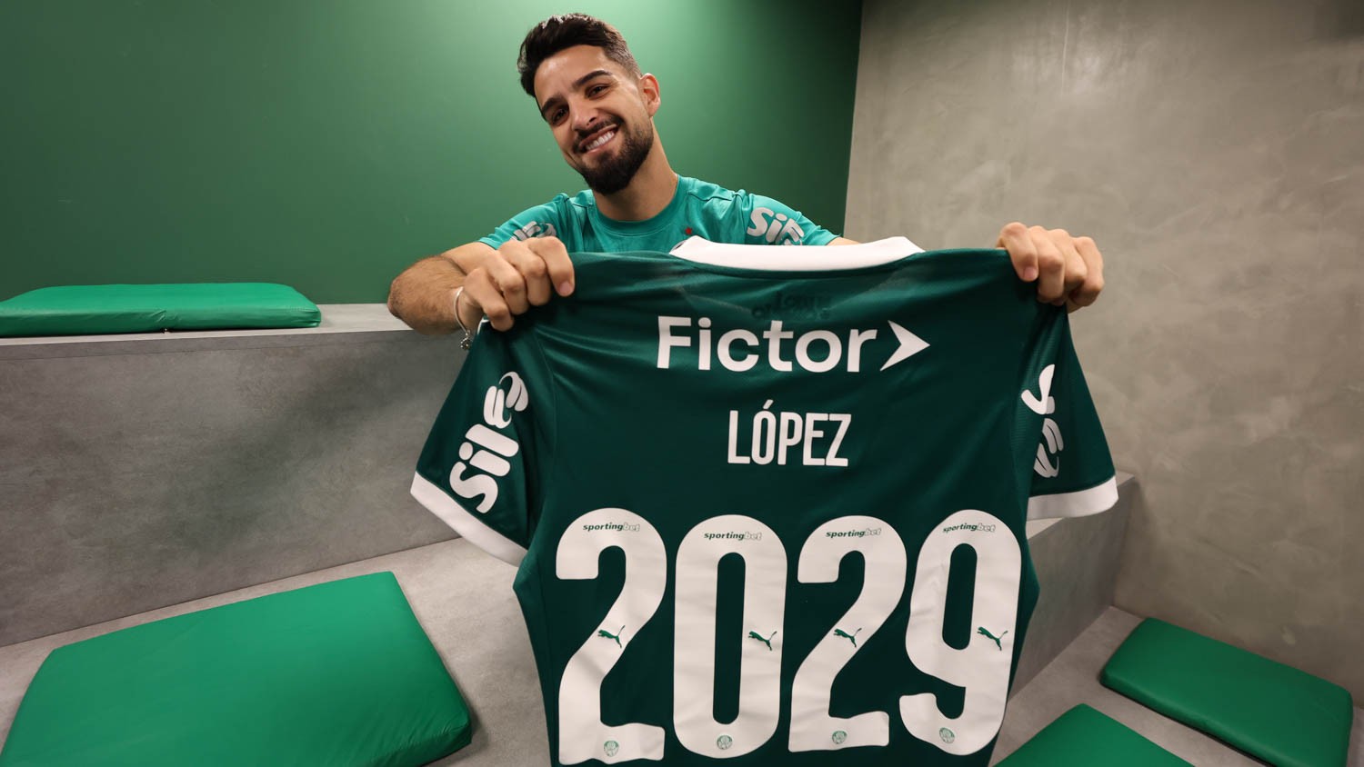 Flaco López renova com o Palmeiras até 2029 e se declara: 