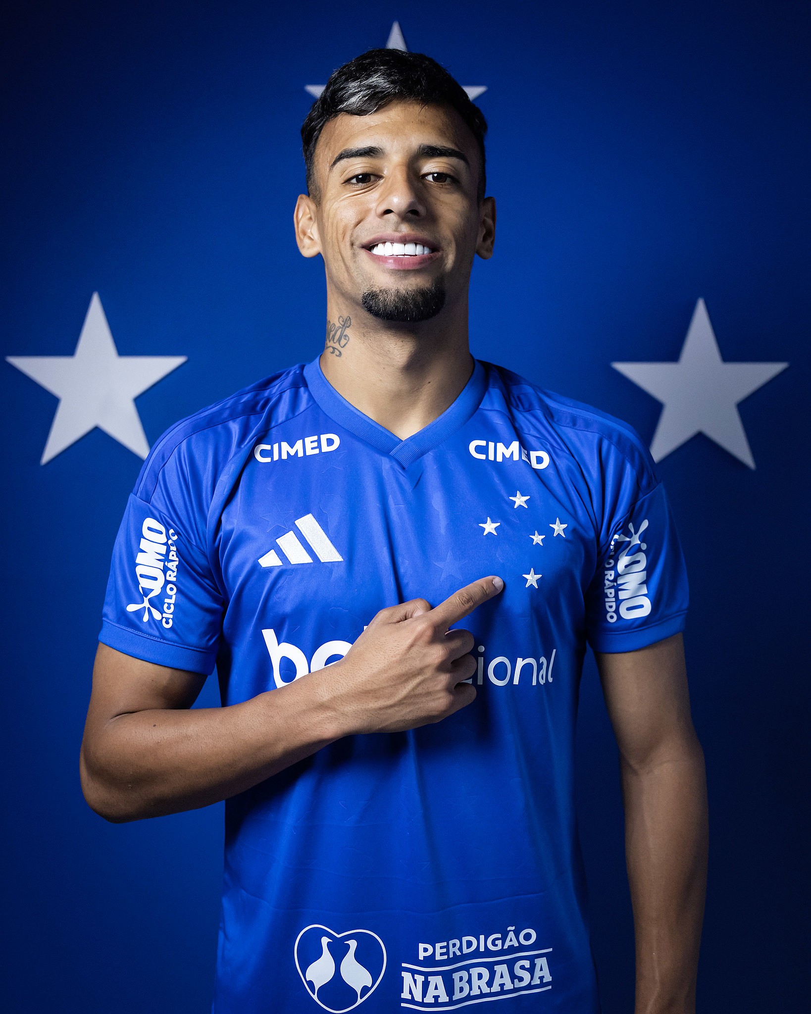 Cruzeiro garante Lucho Rodríguez por empréstimo e reforça ataque