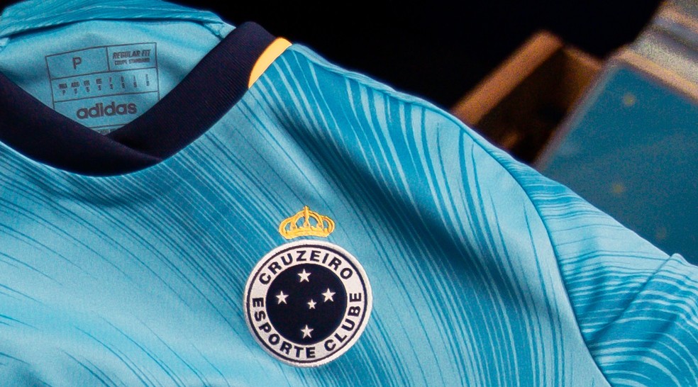 Novo uniforme três do Cruzeiro deverá ser estreado contra o Bragantino — Foto: Divulgação