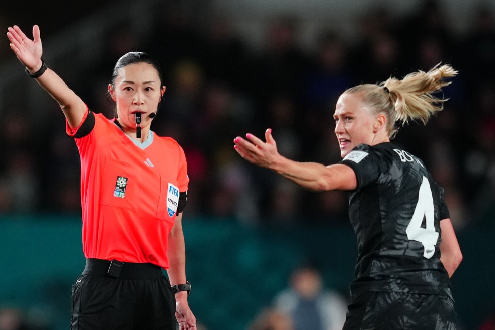 Fiscal de comemoração; VAR explicado: veja regras da Copa do Mundo feminina