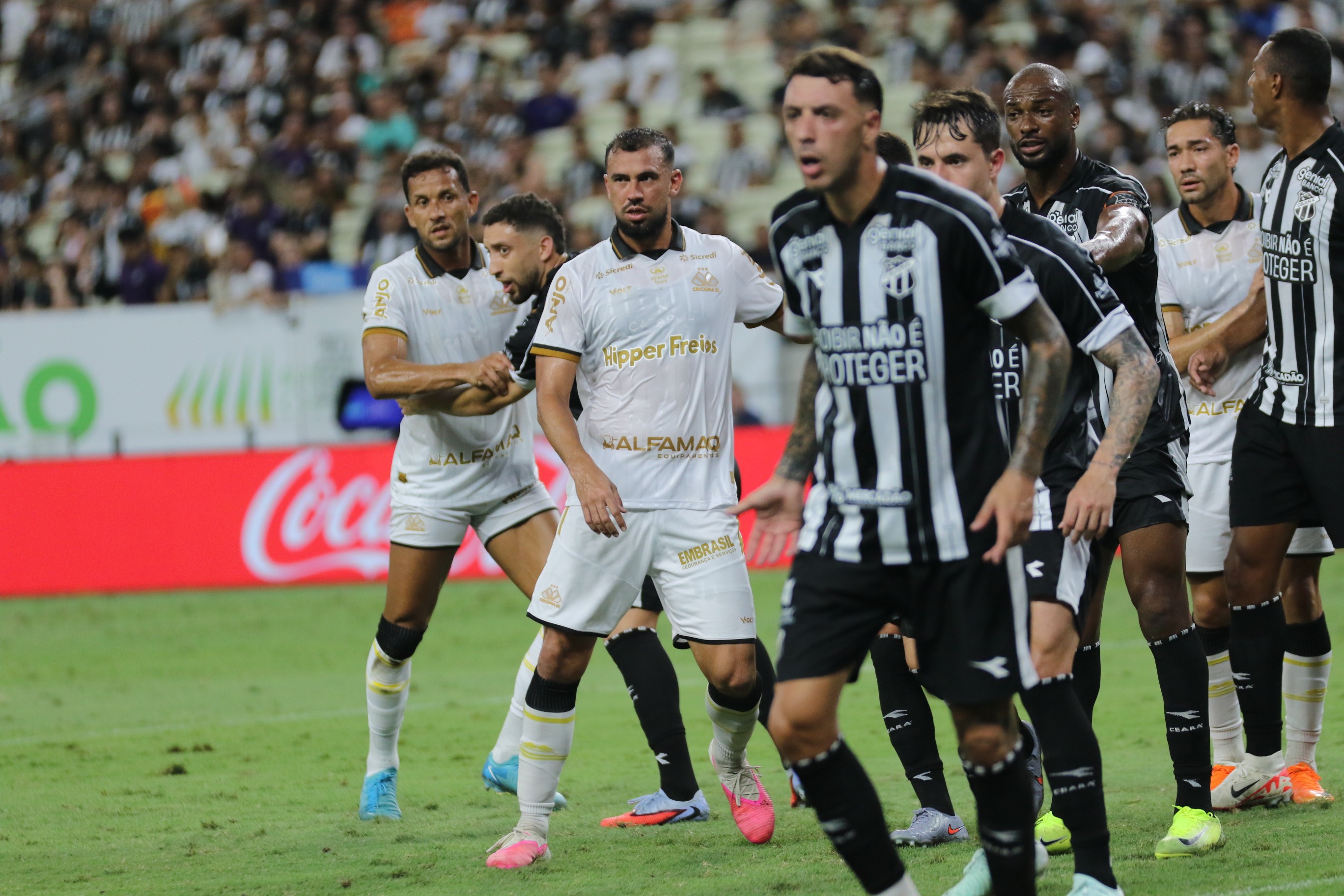 Análise: derrota do Criciúma para o Ceará pode custar caro na briga pelo o acesso