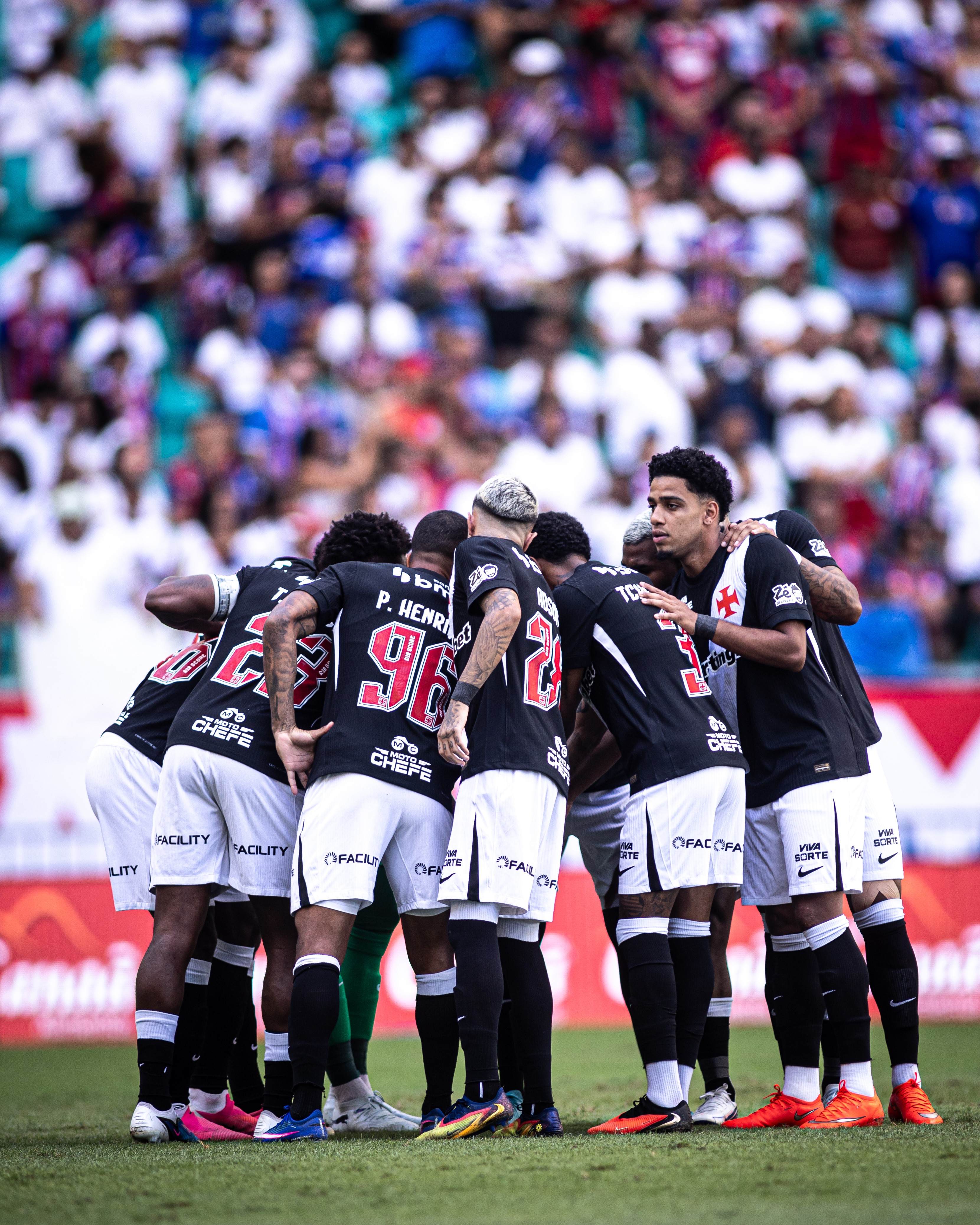 Vasco lidera ranking de jogos sem sofrer gols com Pedro Emanuel, e ...