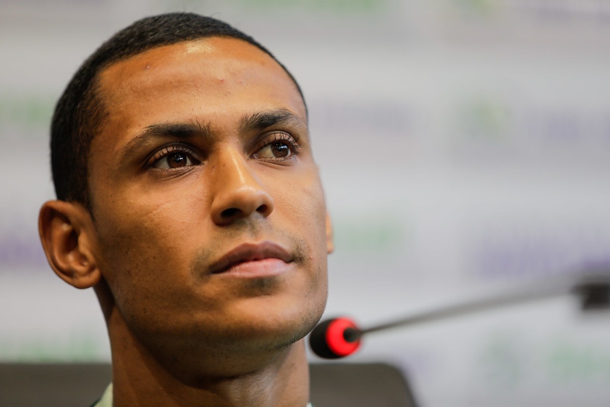 Cuiabá busca reação em casa e Bruno Alves recorda treinos com Suárez.