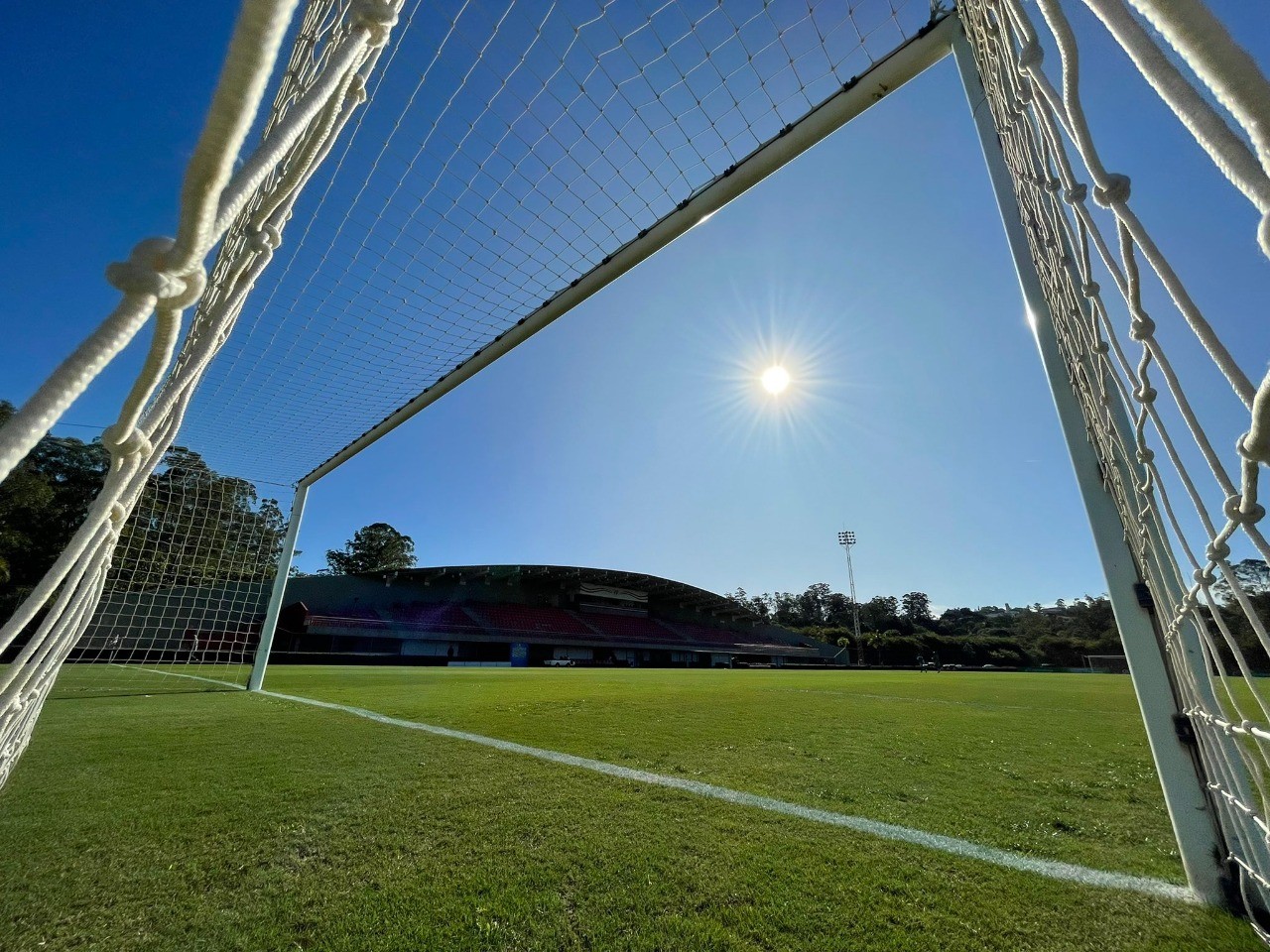 Jogo entre São Paulo e Corinthians: Onde assistir ao vivo no Brasileirão Feminino.