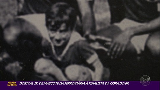 Dorival já foi mascotinho, jogador e técnicoarbety afiliados logintime que estáarbety afiliados loginvolta à Série B após 30 anos - Programa: Globo Esporte - São Carlos/Araraquara 