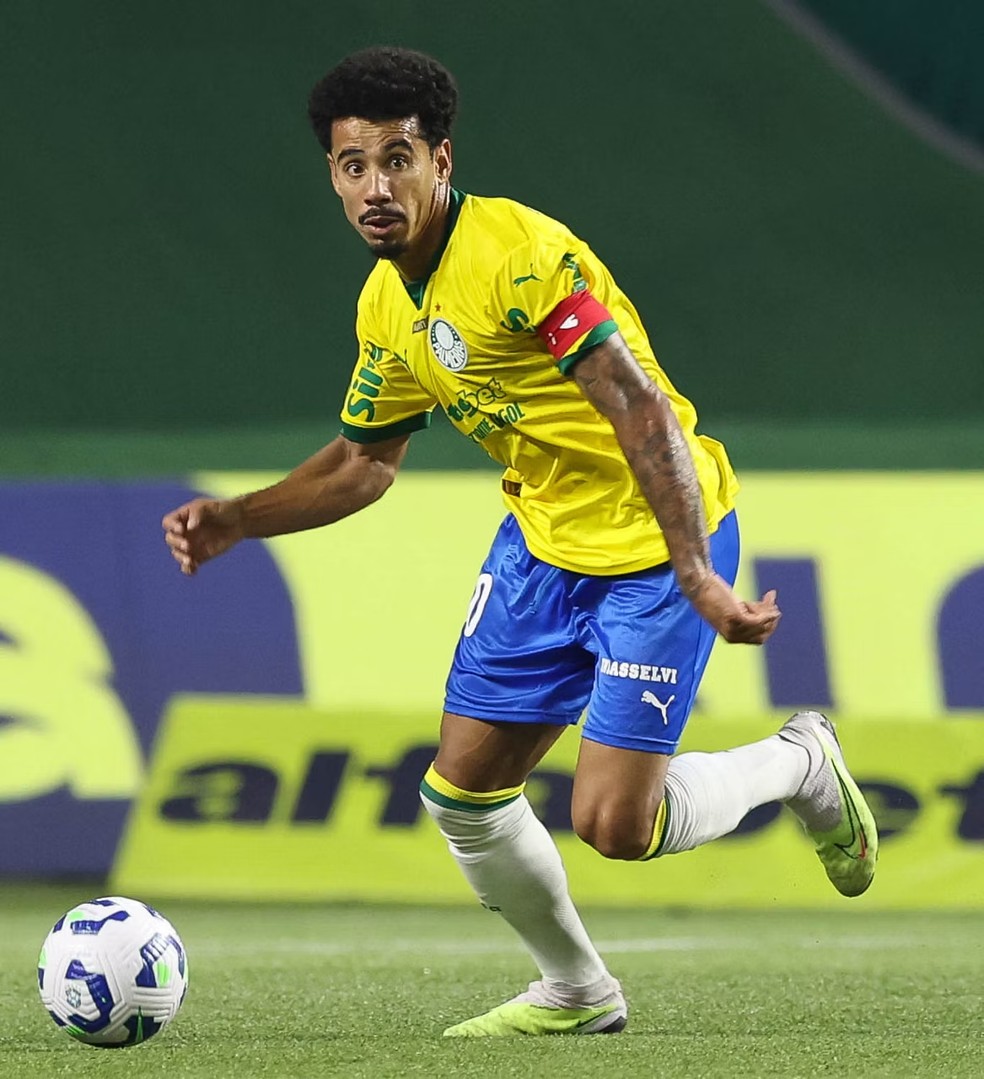 Lucas Evangelista como capito do Palmeiras contra o Fortaleza  Foto: Cesar Greco