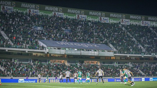 Recorde de público no Brinco e sequência positiva reconectam Guarani com a torcida na Série B
