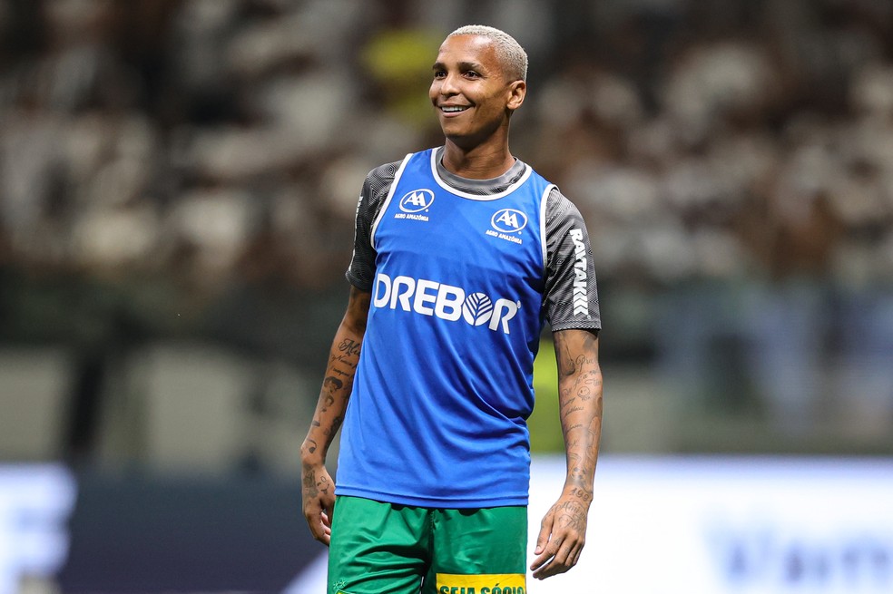 Deyverson em ação no Campeonato Brasileiro  — Foto: Gilson Lobo/AGIF