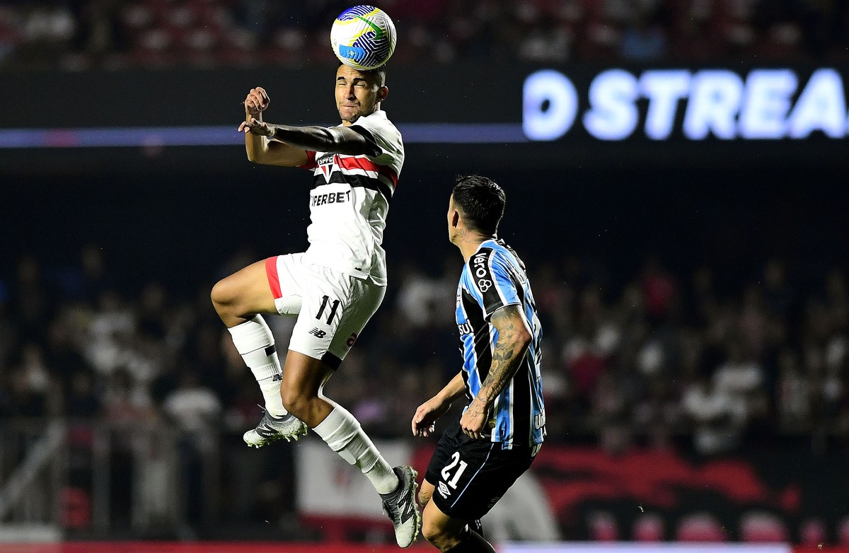 Rodrigo Nestor atinge marca de 200 jogos pelo São Paulo.