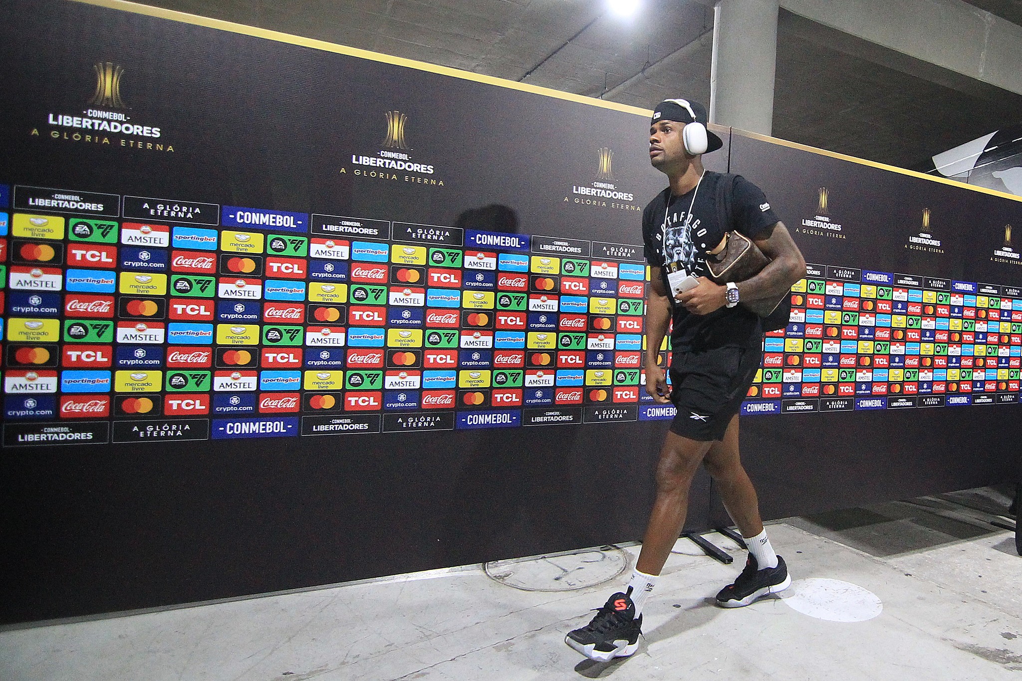 A playlist de Júnior Santos: como o artilheiro do Botafogo se concentra antes de jogos importantes