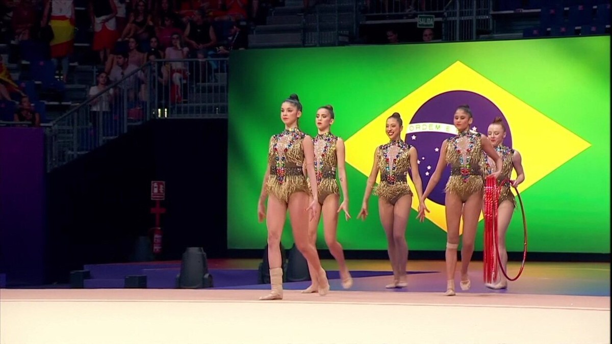 Conjunto do Brasil é 6º no Mundial de Ginástica Rítmica e vai às