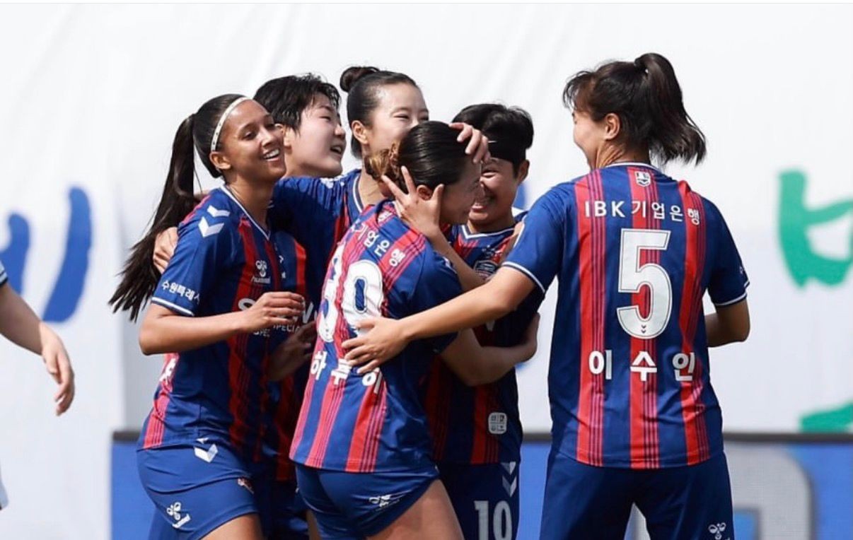 Uma brasileira, tensão e ingressos esgotados: o esperado confronto de Coreias na Champions da Ásia
