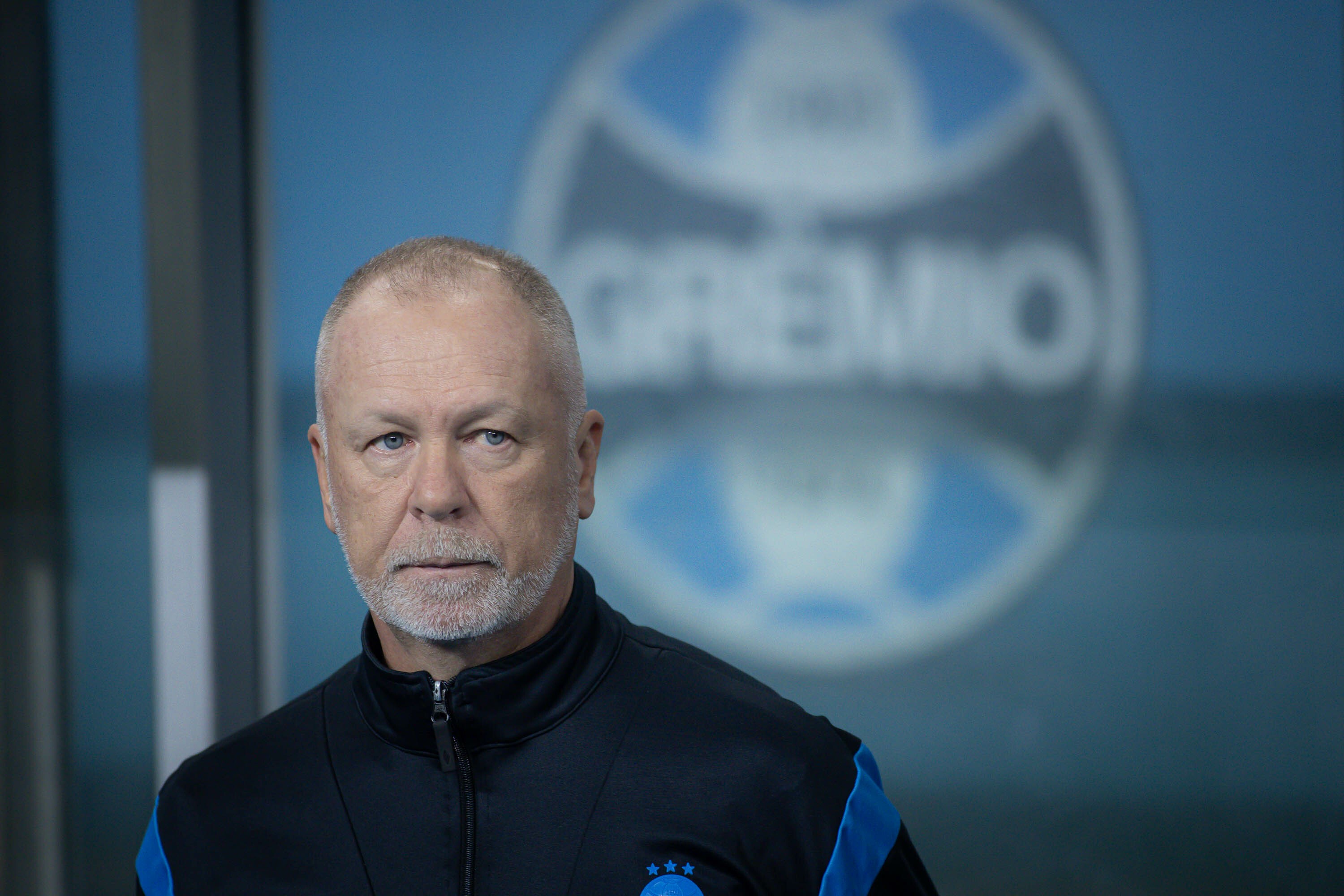 Mano vive incerteza de continuidade no Grêmio a dois jogos do fim da temporadaIncerteza sobre continuidade de Mano no Grêmio aumenta a dois jogos do fim da temporada.