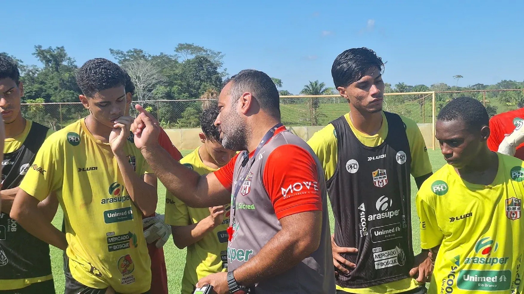 Santa Cruz-AC viaja para Manaus nesta segunda-feira para desafio na 2ª fase da Copa do Brasil Sub-20