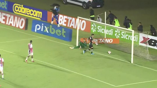 Após bela cobrança de Nenê, relembre os últimos dez gols de falta do Vasco