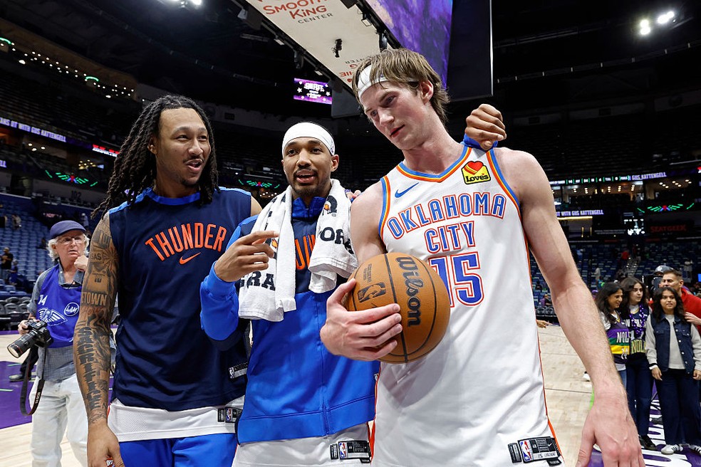 Oklahoma City Thunder teve a melhor campanha da temporada regular da NBA — Foto: Tyler Kaufman/Getty Images