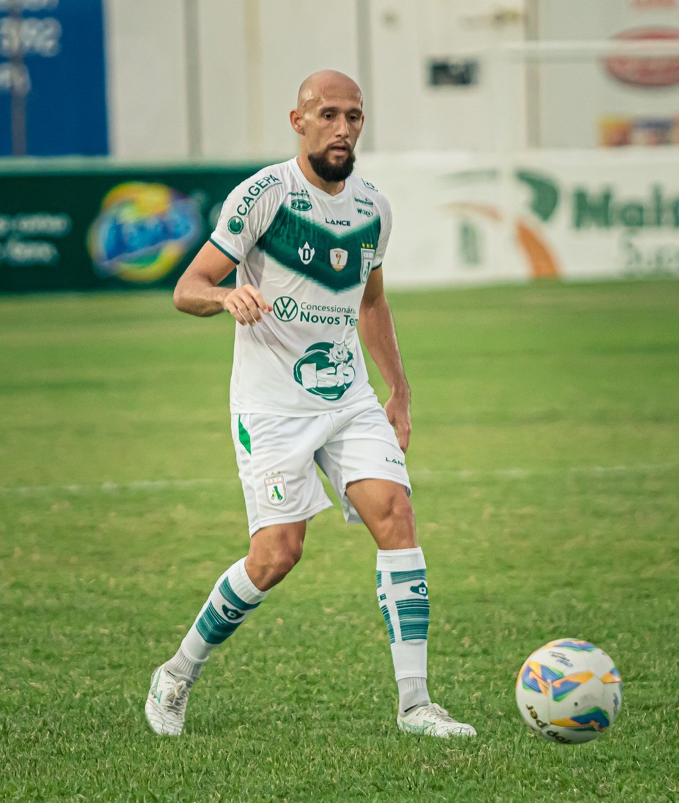 Uesles foi um dos pilares do Sousa, que terminou o Paraibano com a melhor defesa — Foto: Luciano Soares