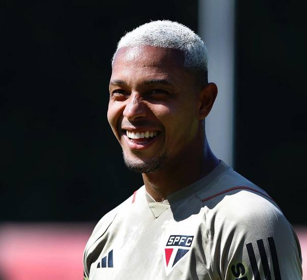 Acertado com o Vasco, David se despede do São Paulo: 