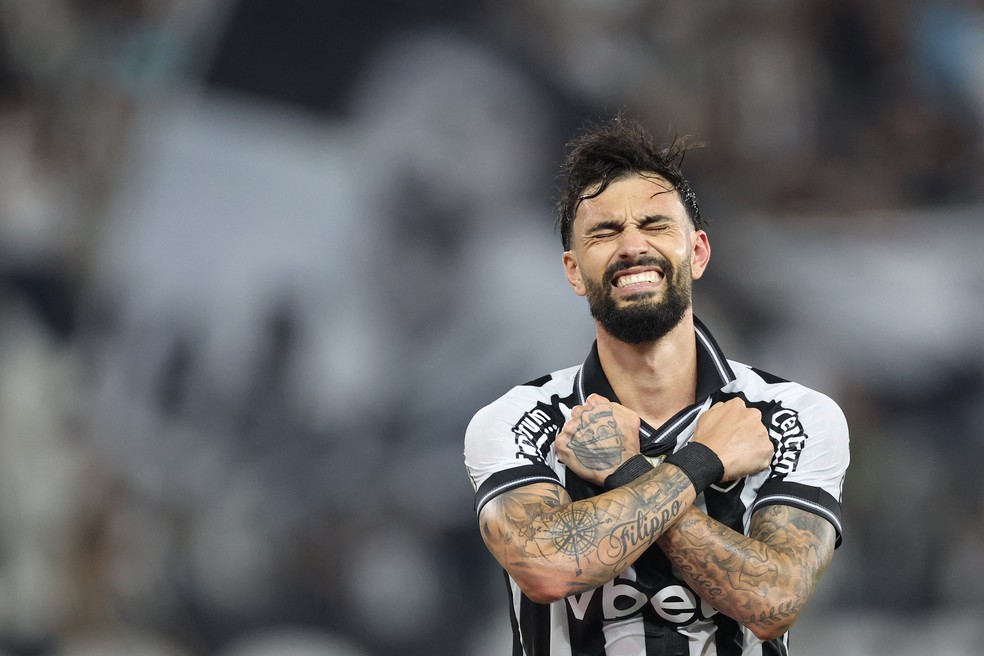 Mastriani em seu primeiro gol pelo Botafogo, na partida contra o Ceará — Foto: Vítor Silva/Botafogo