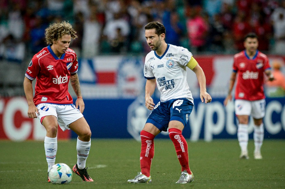 Bahia x Nacional Everton Ribeiro — Foto: Jhony Pinho/AGIF