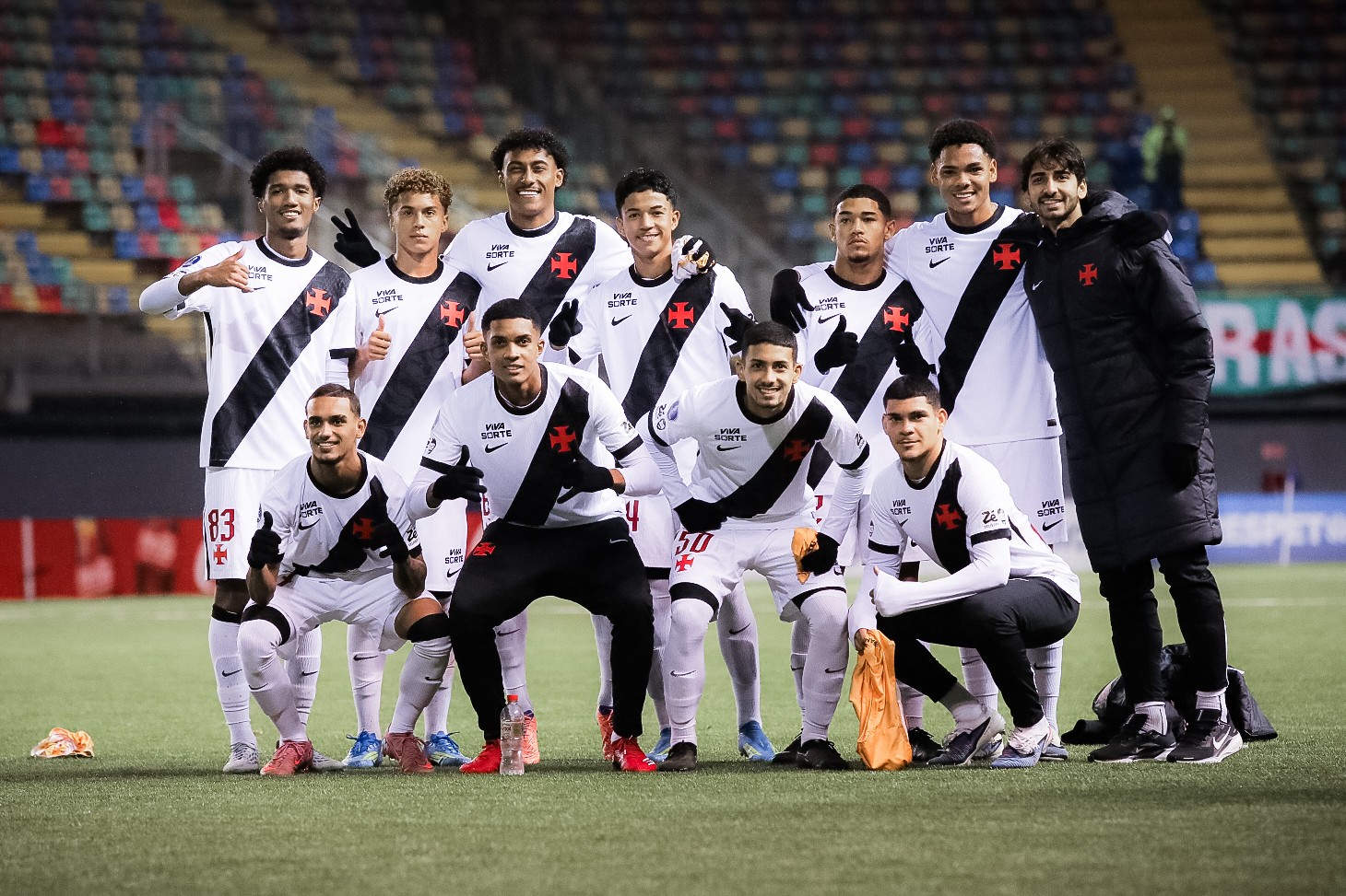 Vasco mantém planejamento e relaciona sub-20 para jogo decisivo pela Sul-Americana