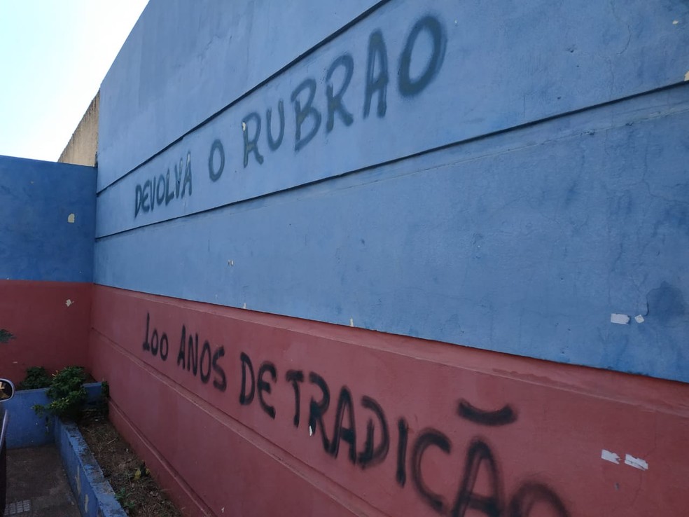 Estádio dos Amaros, em Itápolis, em registro de 2019  — Foto: Emilio Botta