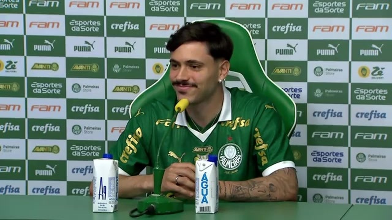 Veja a entrevistajogos gratis bet365apresentação do meia Mauricio no Palmeiras