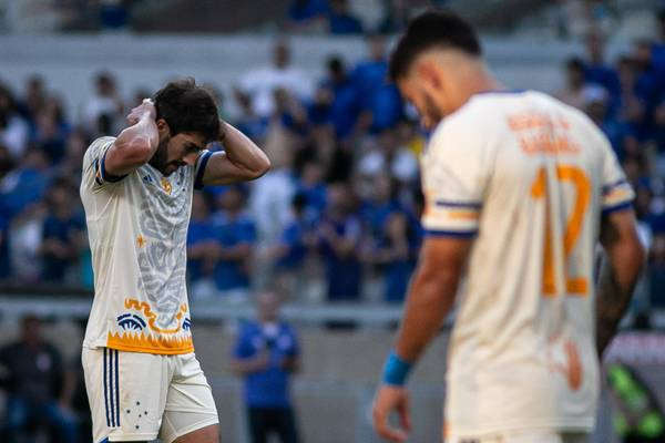 Atuações do Cruzeiro: meias influenciam em queda coletiva do time; dê suas notas