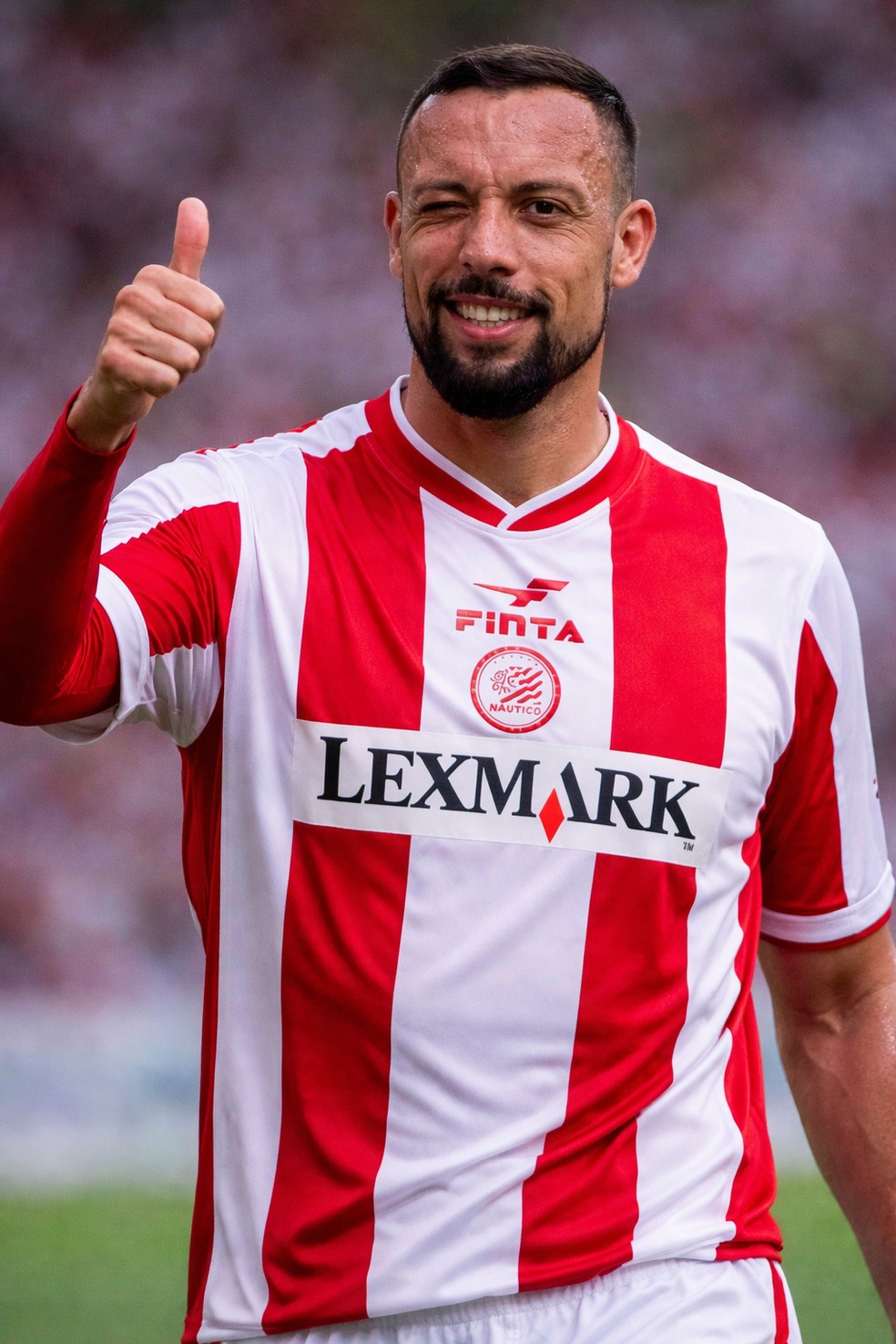 Paulo Sérgio, do Náutico, em montagem utilizando uniforme de 2001 — Foto: Montagem, IA