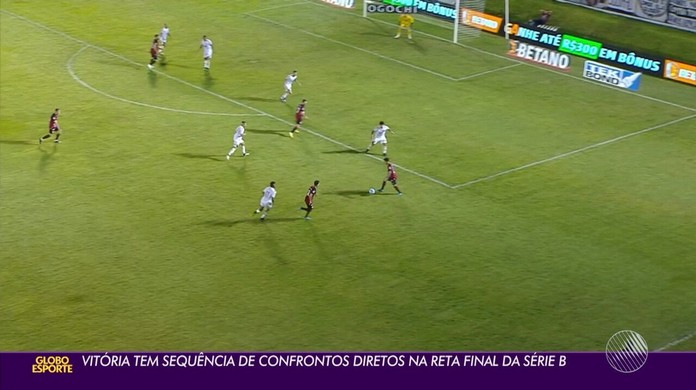 Em jogo da taça, Vitória faz a festa da torcida e complica Sport na Série B