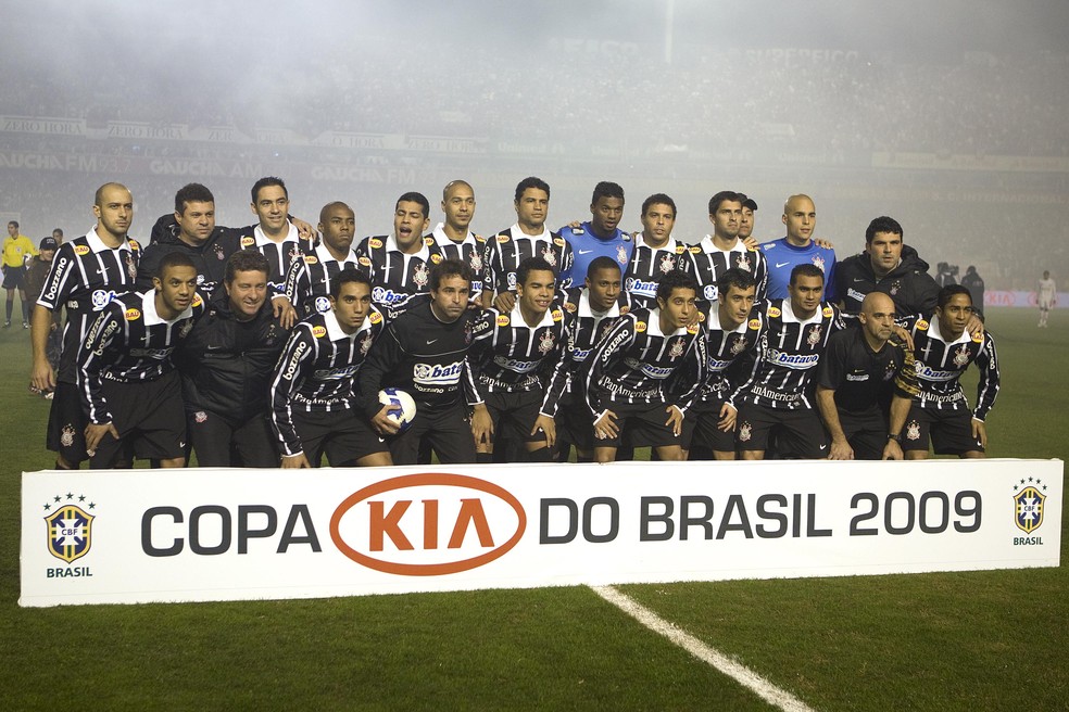 TNT Sports Brasil - O SPORT CLUB CORINTHIANS PAULISTA É FINALISTA E QUER A  TAÇA DA COPA DO BRASIL 2022! ⚫⚪🦅🦅 O TIMÃO VAI PRA FINAL, PÔ! O BANDO DE  LOUCOS ESTÁ