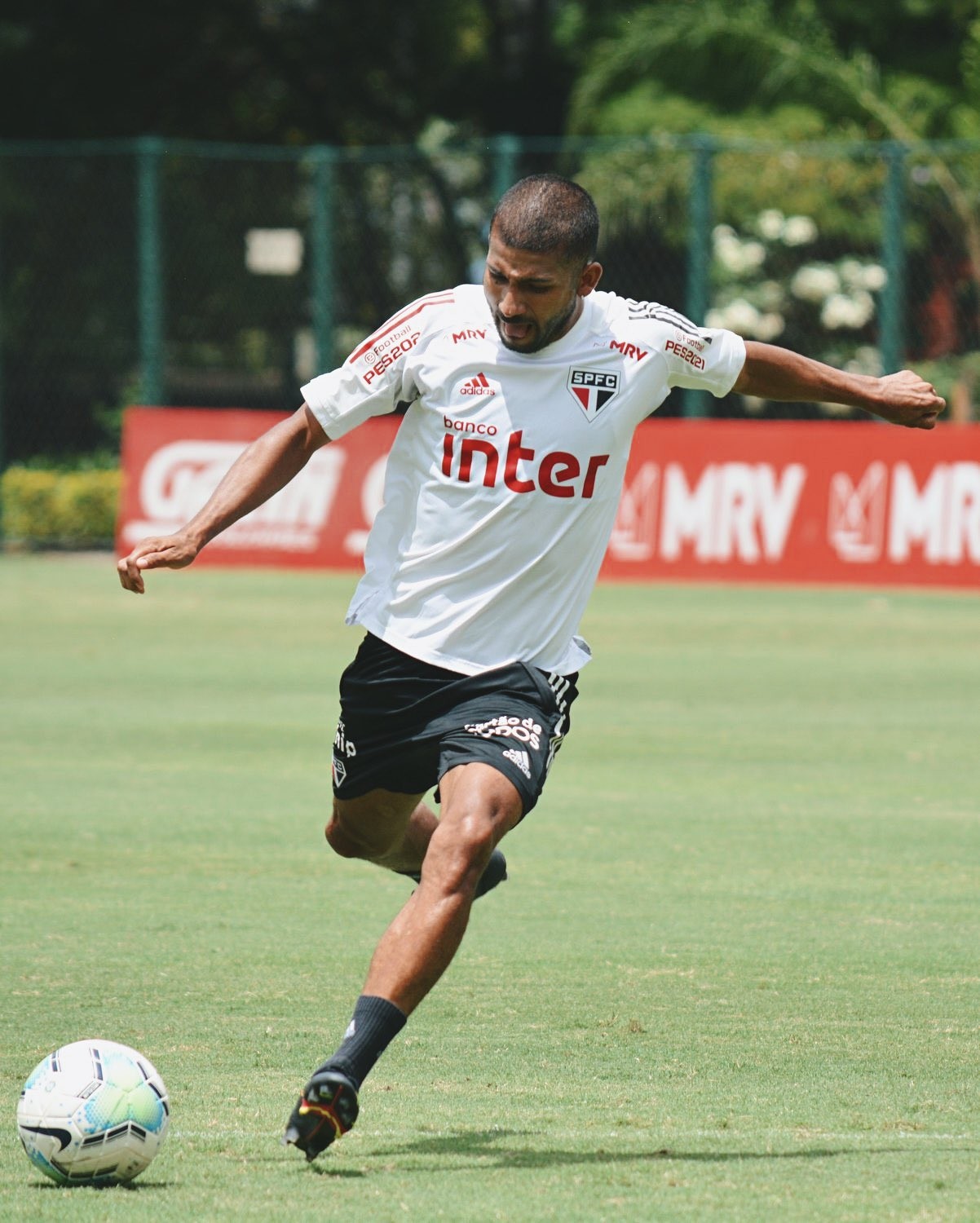 São Paulo negocia a renovação do contrato de Rojas para o Paulistão | Ge