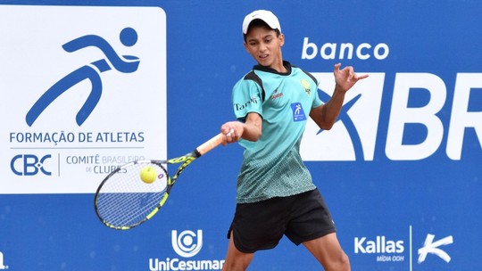 Gustavo Albuquerque conquista segunda etapa consecutiva do Campeonato Brasileirolook up betTênis