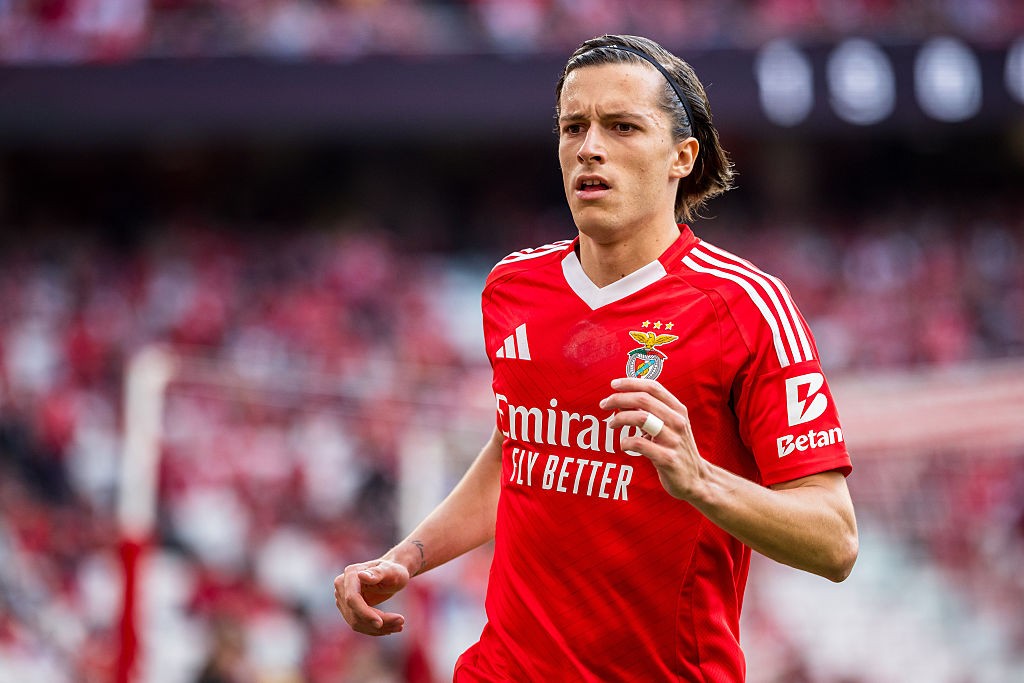 Real Madrid demonstra interesse em jovem lateral do Benfica