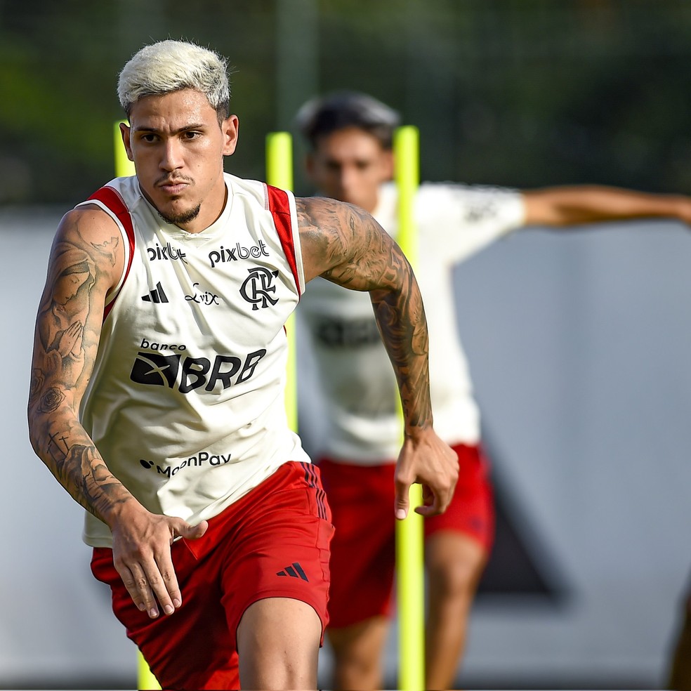 Pedro em treino do Flamengo — Foto: Marcelo Cortes/Flamengo