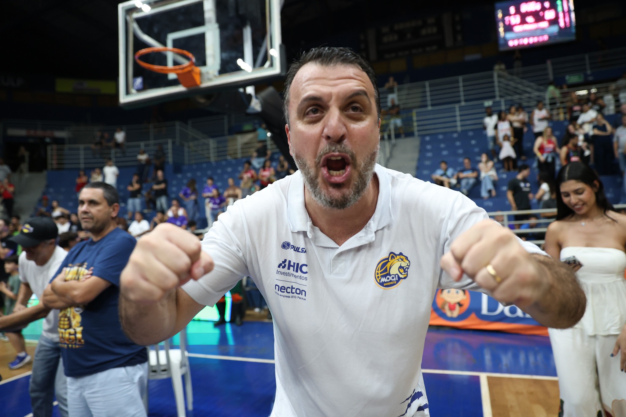 Fernando Penna relembra início difícil no Mogi e celebra primeiro título como técnico