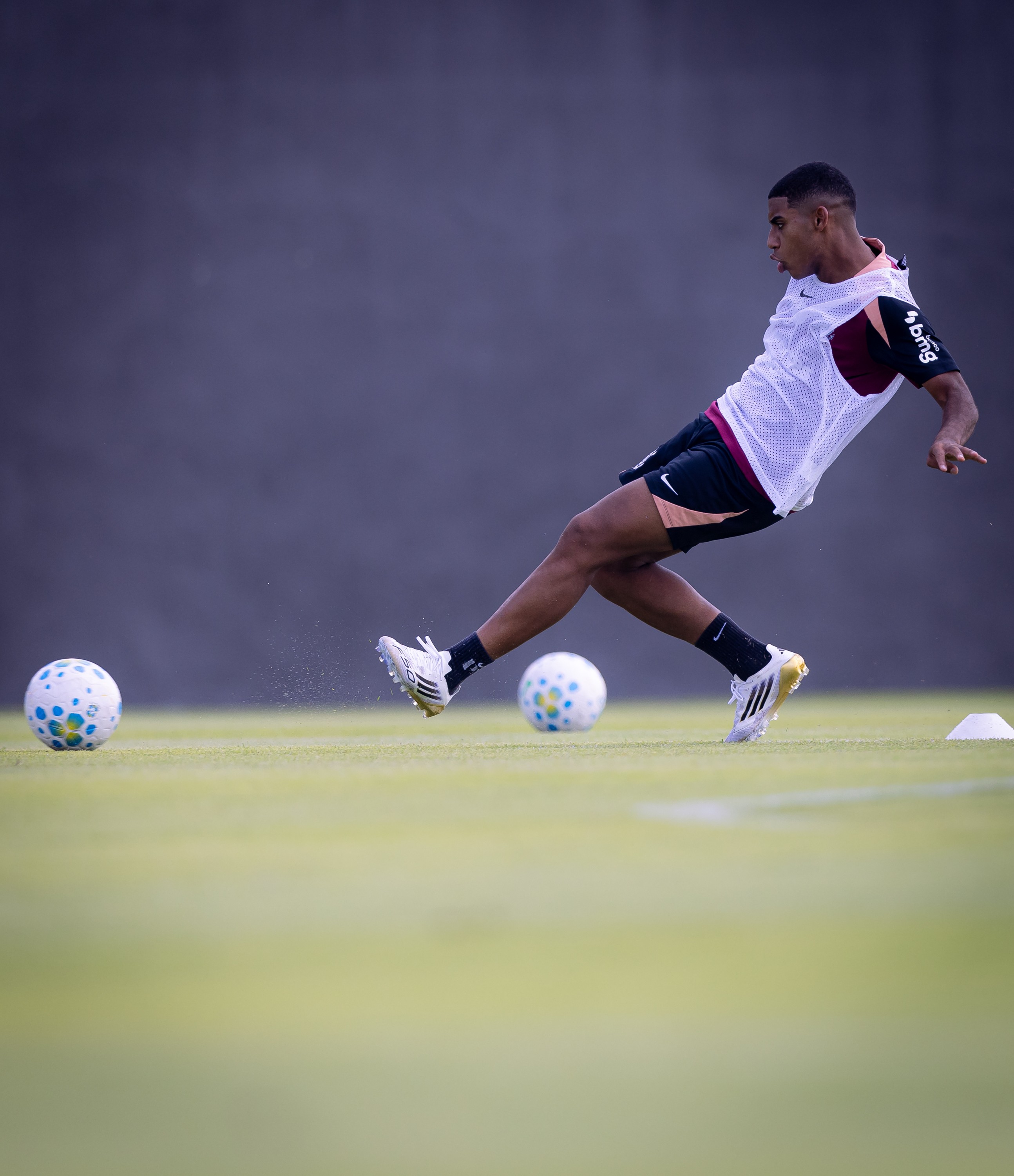 Diniz Justifica Ausências de Gui Negão e Dieguinho em Amistoso do Corinthians
