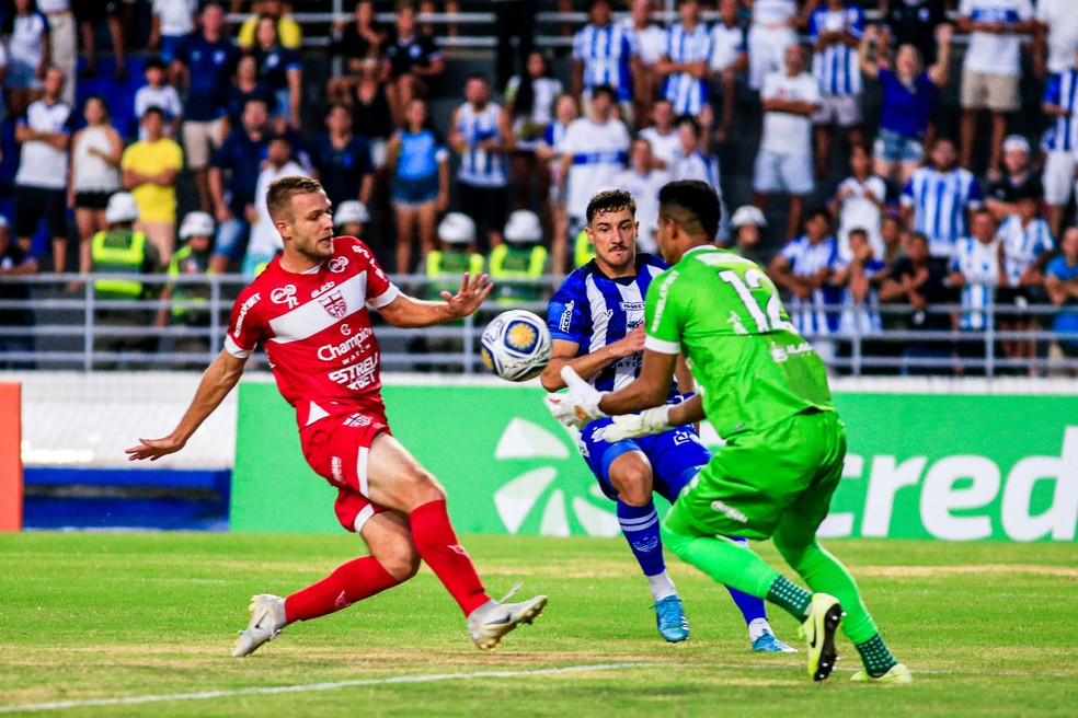CSA e CRB jogam em janeiro ou fevereiro — Foto: Ailton Cruz