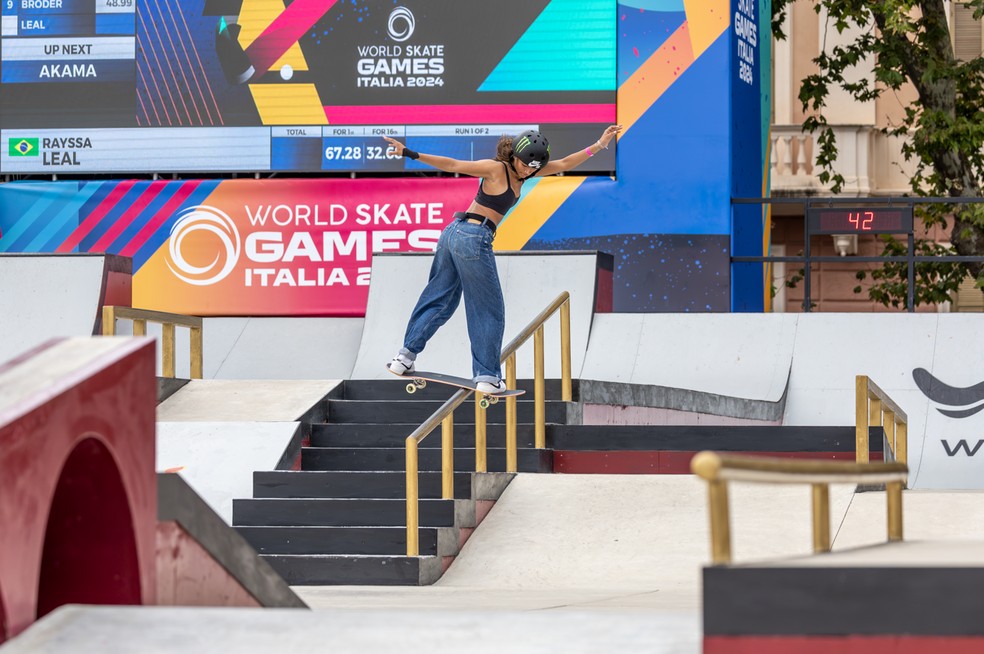 Rayssa Leal no Mundial de skate street — Foto: Julio Detefon/CBSK