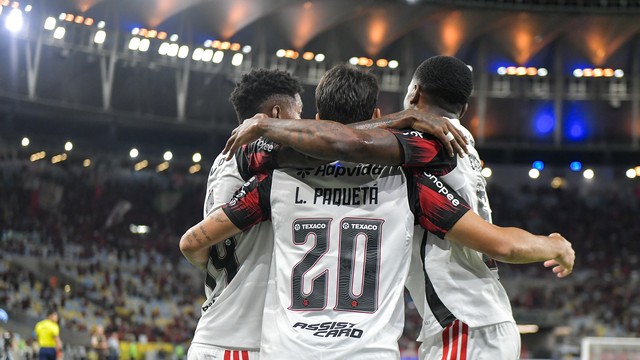 Jogadores do Flamengo comemoram em Flamengo x Madureira