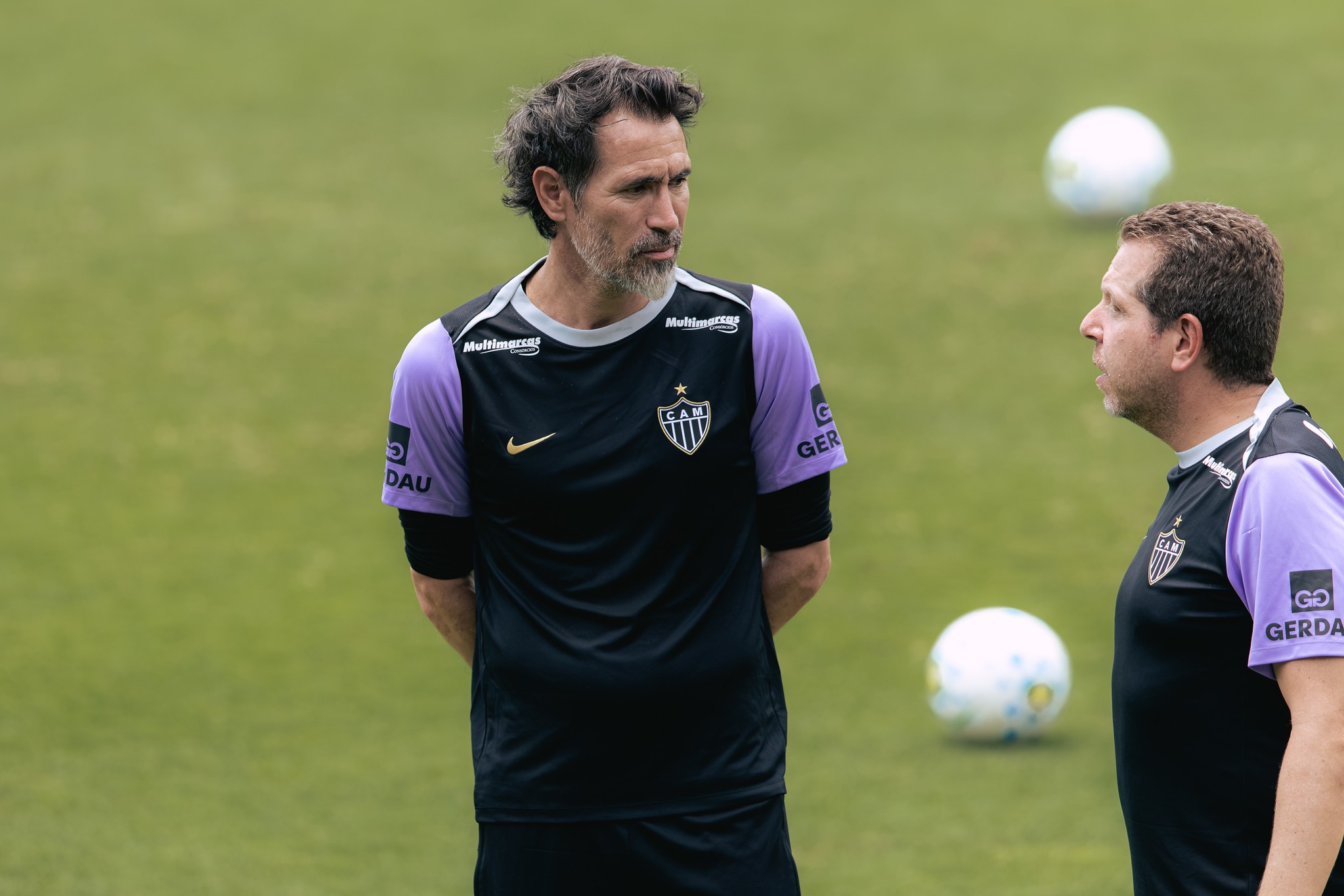 Vice-artilheiro do Atlético-MG vira dúvida para enfrentar o Flamengo; entenda