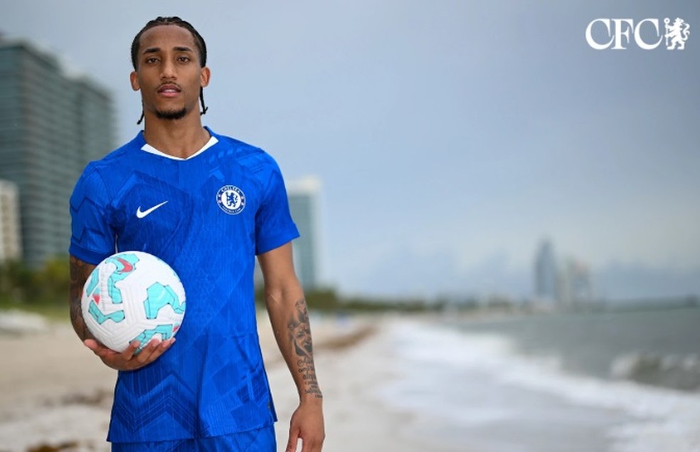 Chelsea anuncia a contratação do atacante João Pedro — Foto: Reprodução: chelseafc.com